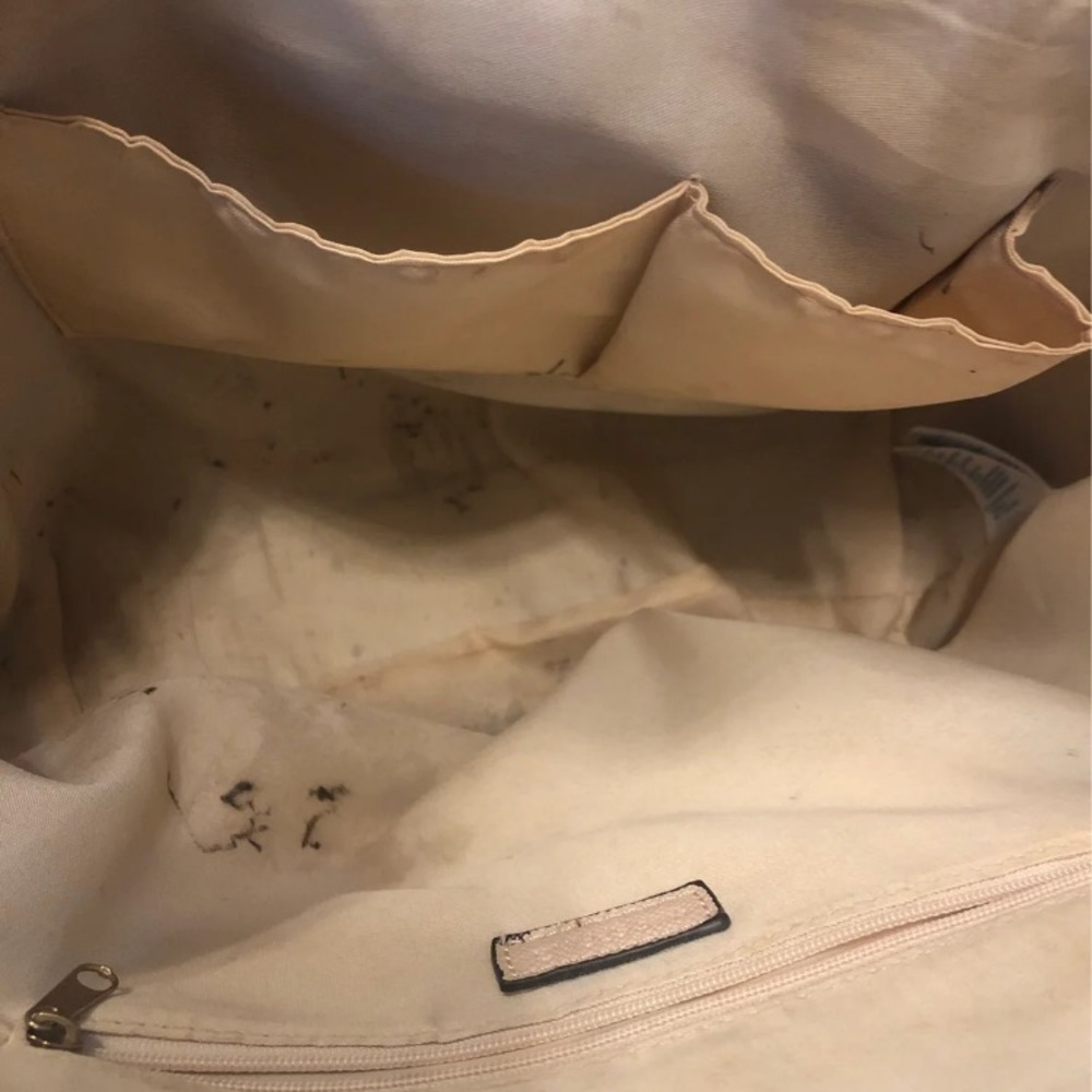 Purse - Picture 4 of 4
